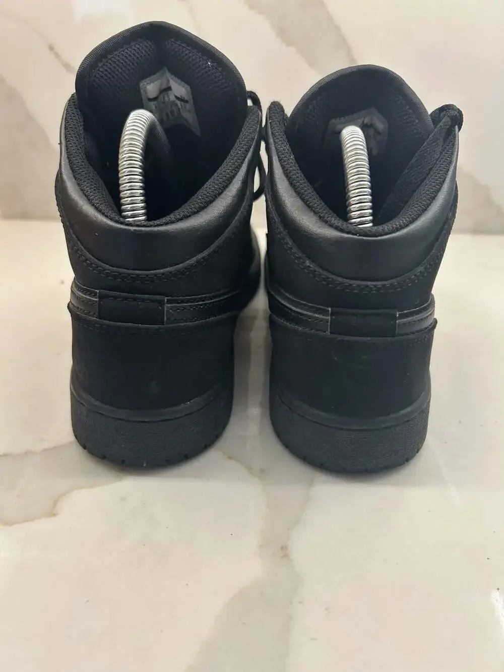 Nike (Size: 6y)
